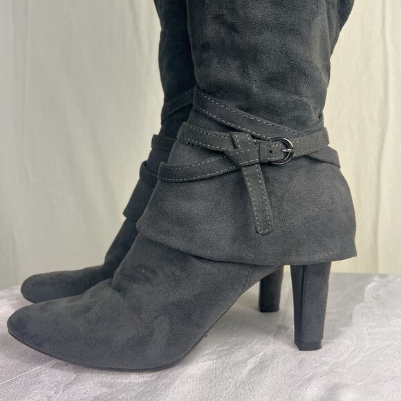 Coach & Four Womens GraySuede Mid-Calf Boots Size 6 With Hexagonal Buckle Detai - Picture 2 of 13